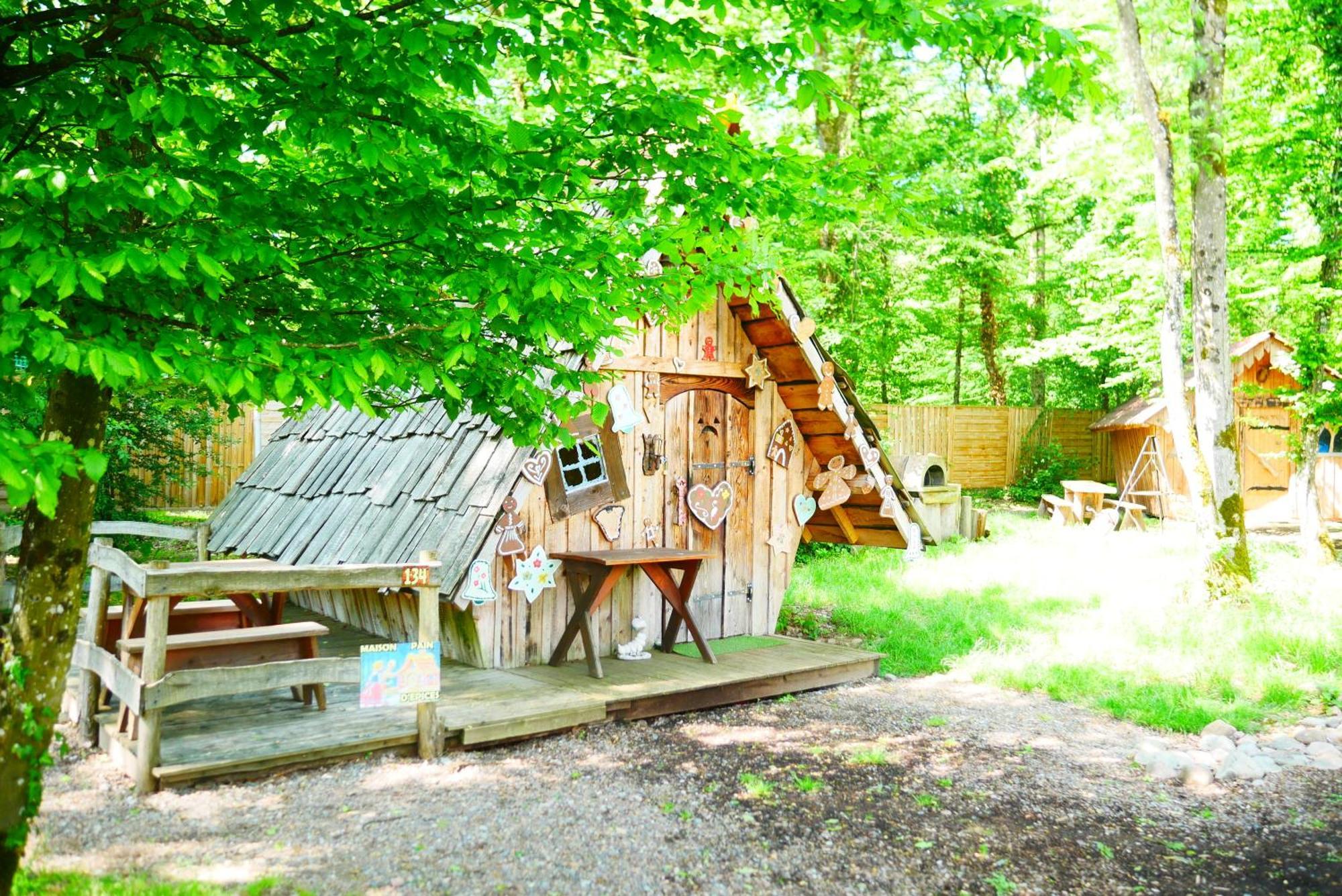 Camping Alsace Les Castors Burnhaupt-le-Haut Ngoại thất bức ảnh