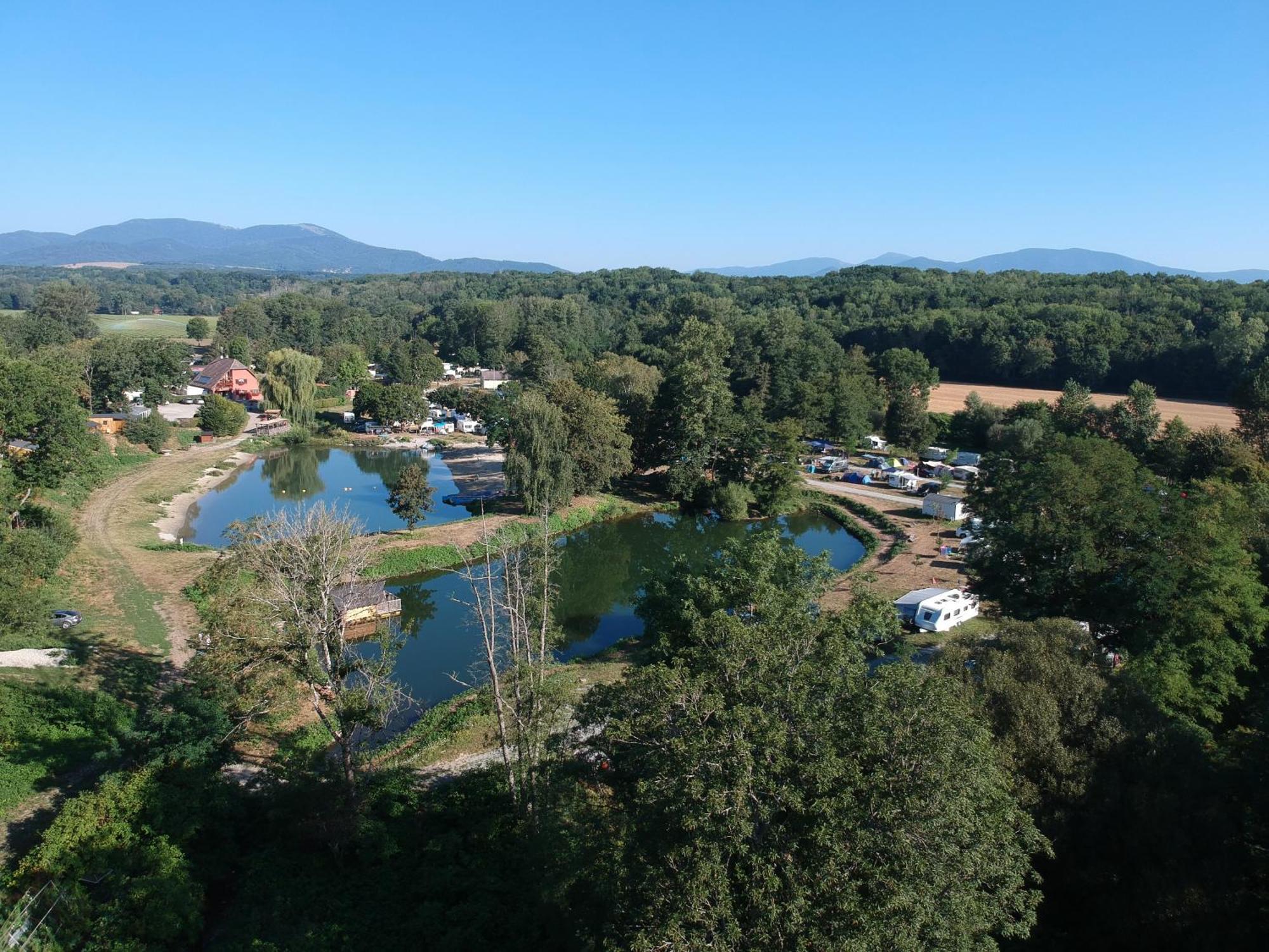 Camping Alsace Les Castors Burnhaupt-le-Haut Ngoại thất bức ảnh